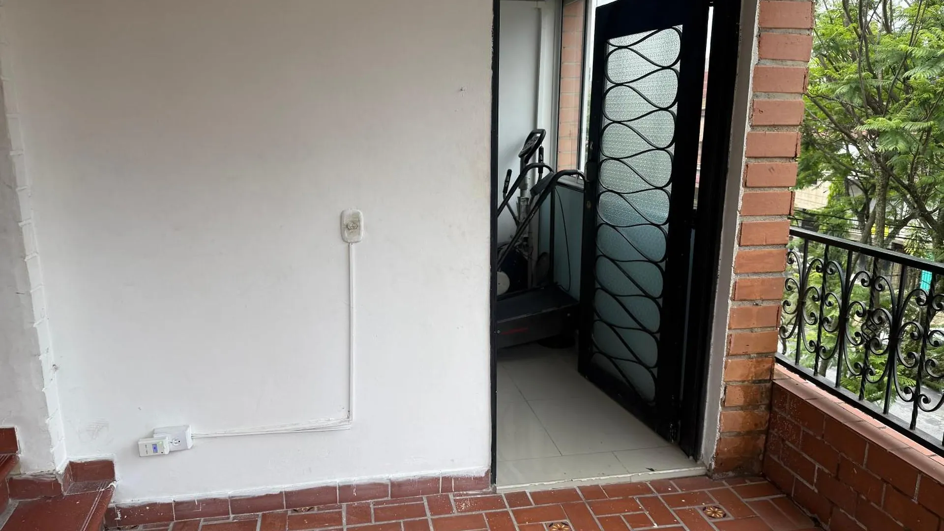 Hermosa Casa Muy Amplia En Excelente Sector Medellín Kolumbia