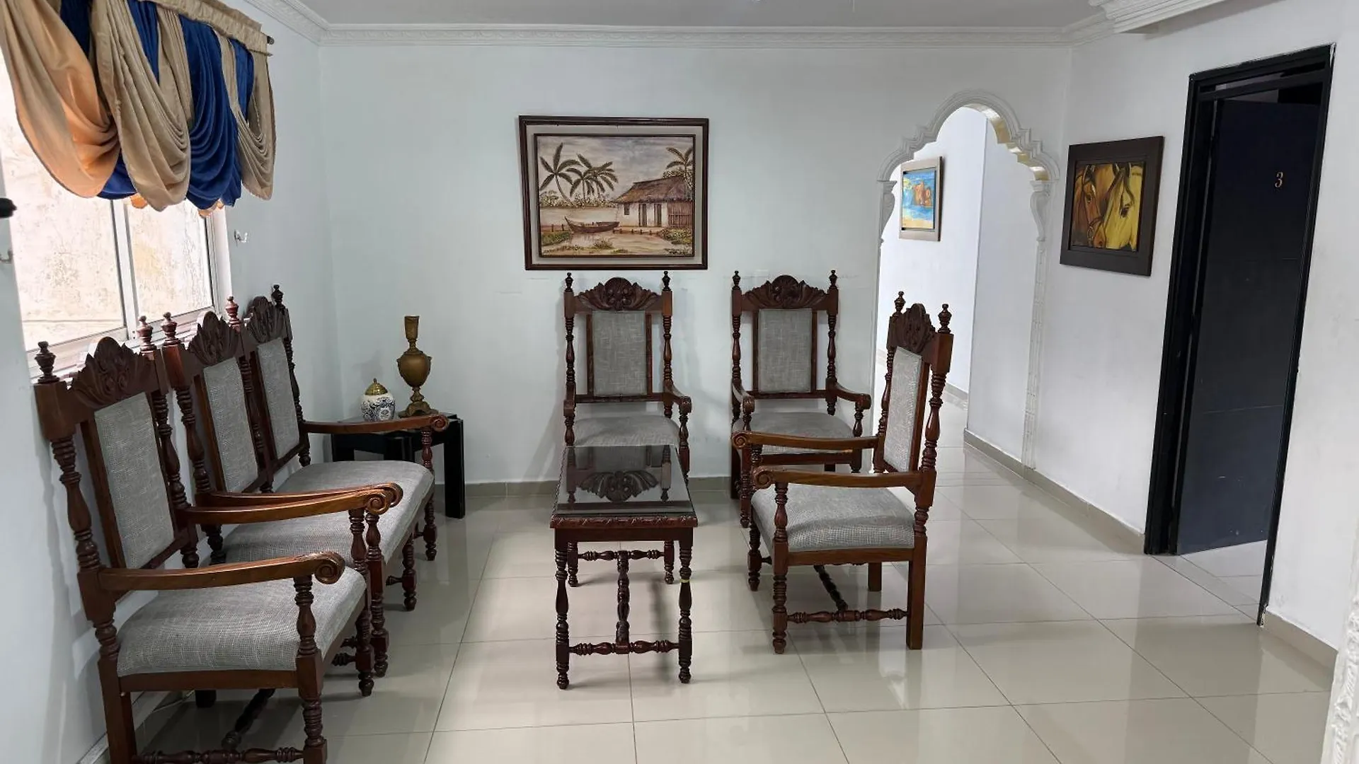 Hermosa Casa Muy Amplia En Excelente Sector メデジン 0*,  コロンビア